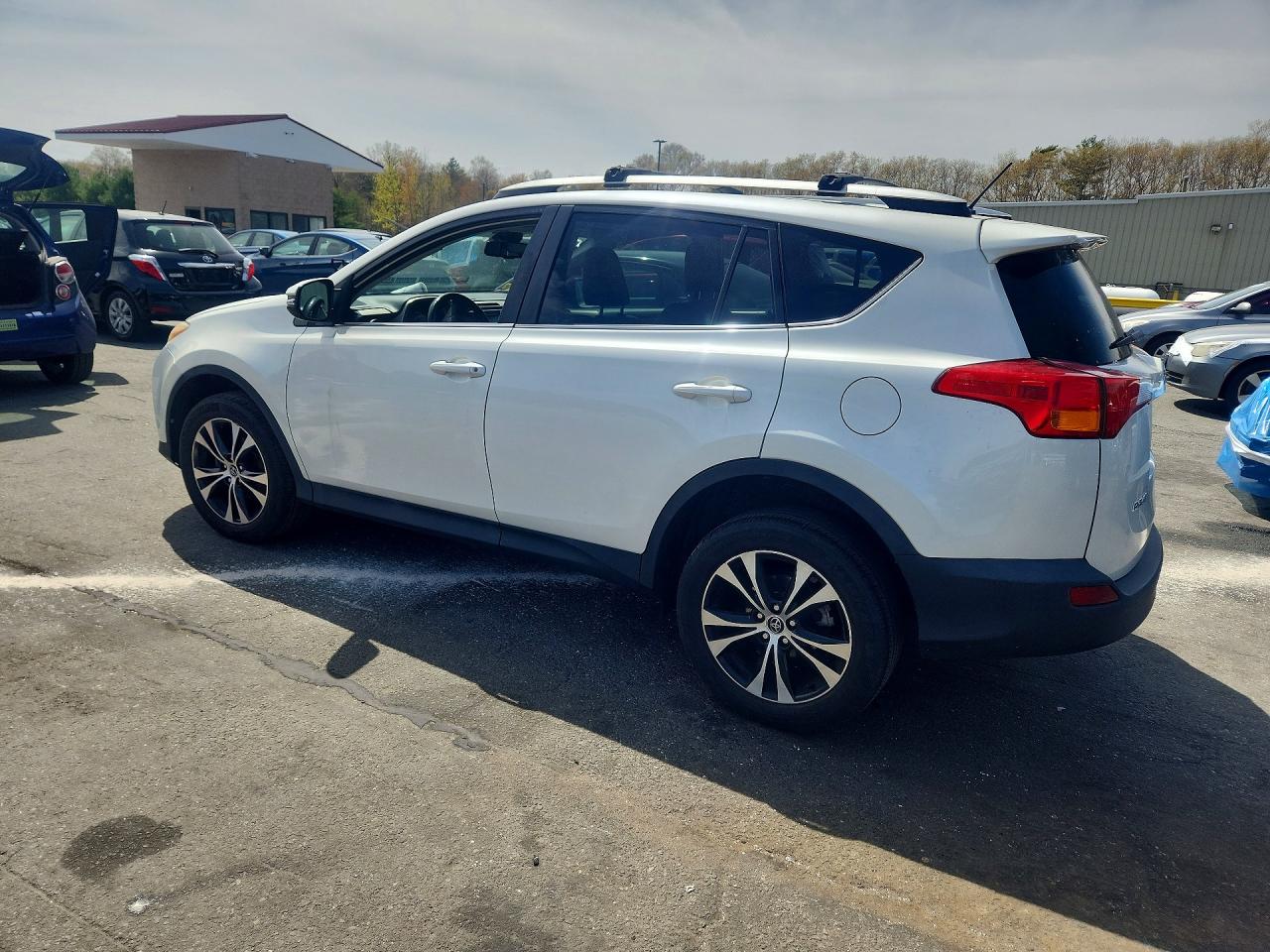 TOYOTA RAV4 2015 — 3