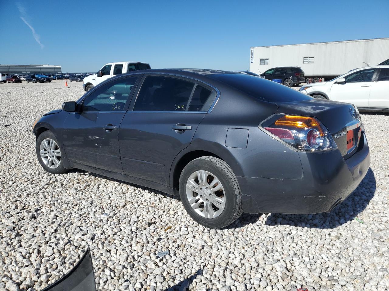 NISSAN ALTIMA 2010 — 3