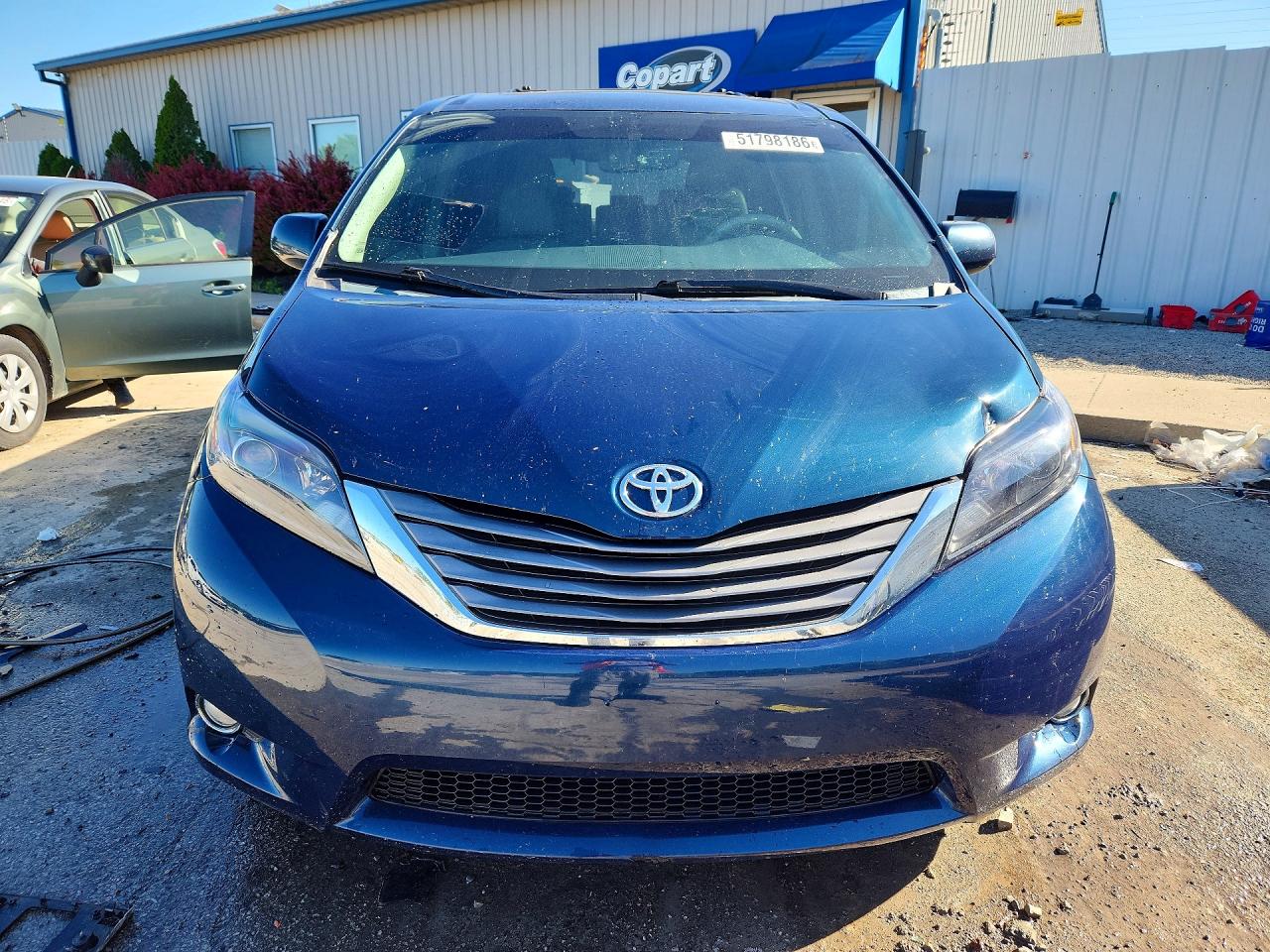 TOYOTA SIENNA 2012 — 6
