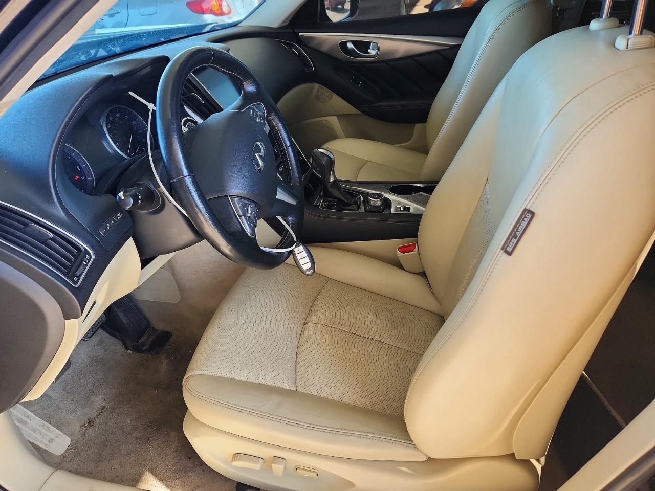 INFINITI Q50 2015 — 8