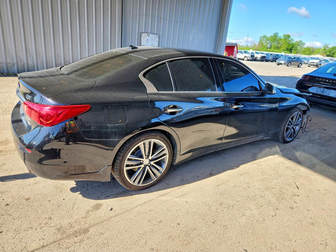 INFINITI Q50 2015 — 4