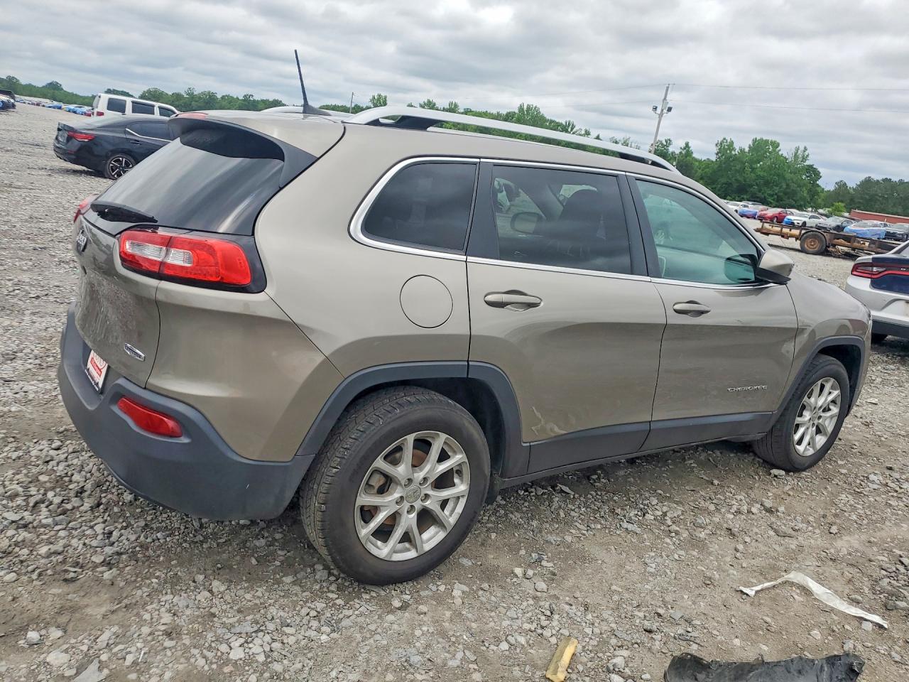JEEP CHEROKEE 2018 — 4