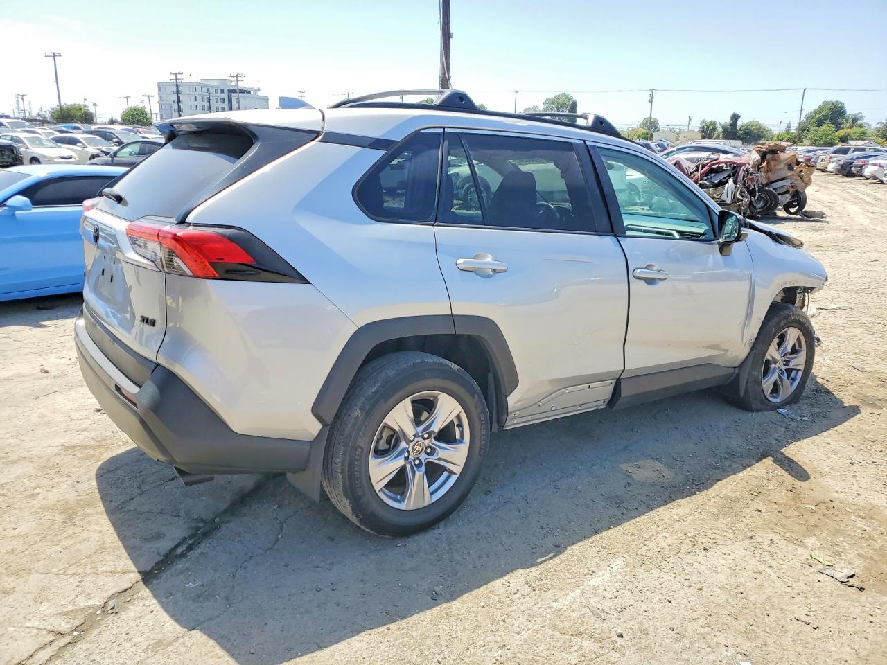 TOYOTA RAV4 2023 — 4