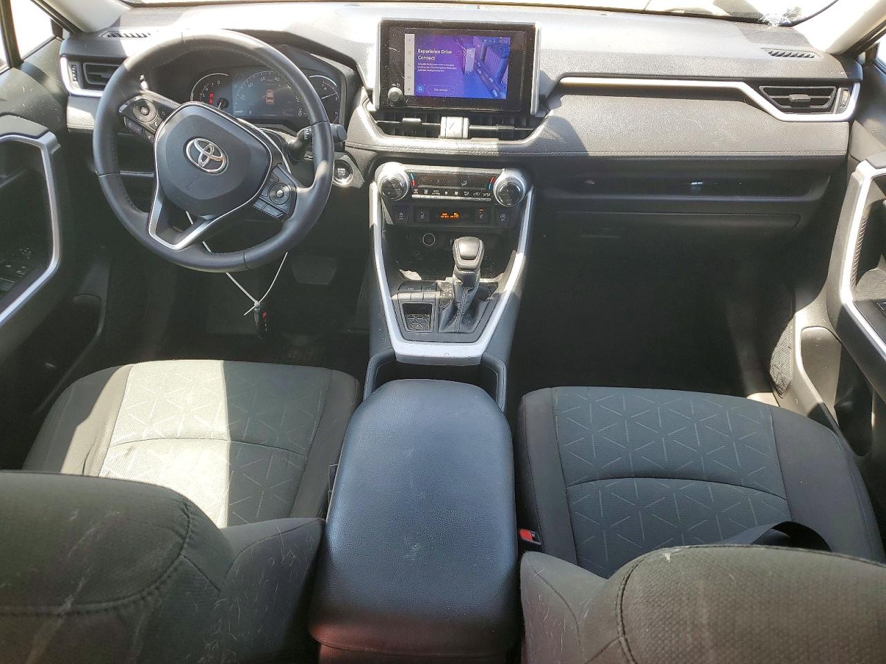 TOYOTA RAV4 2023 — 9