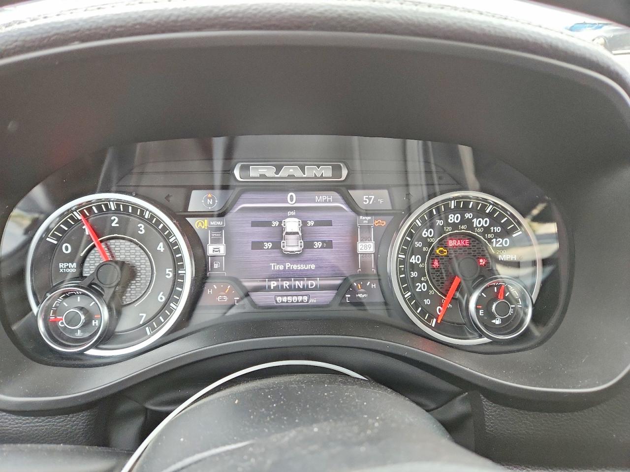 RAM 1500 2023 — 10