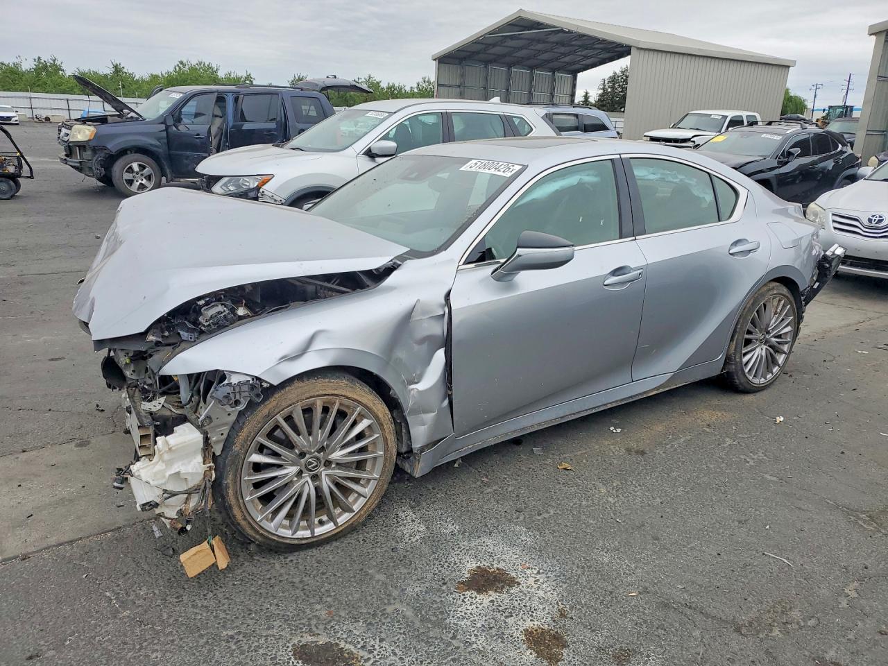 LEXUS IS 2023 — 2