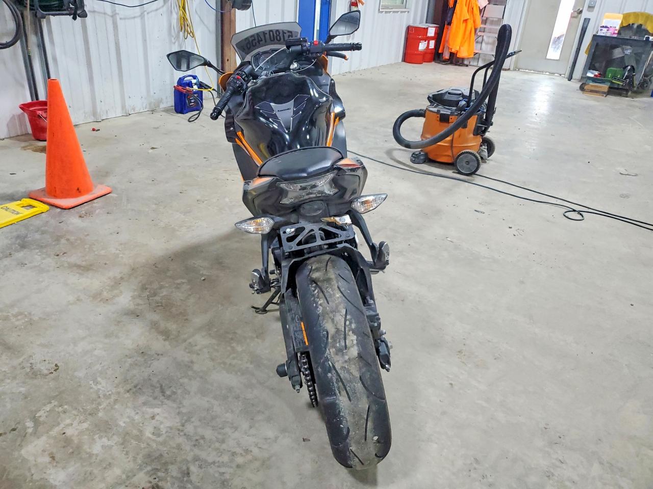 KAWASAKI EX650 2019 — 5