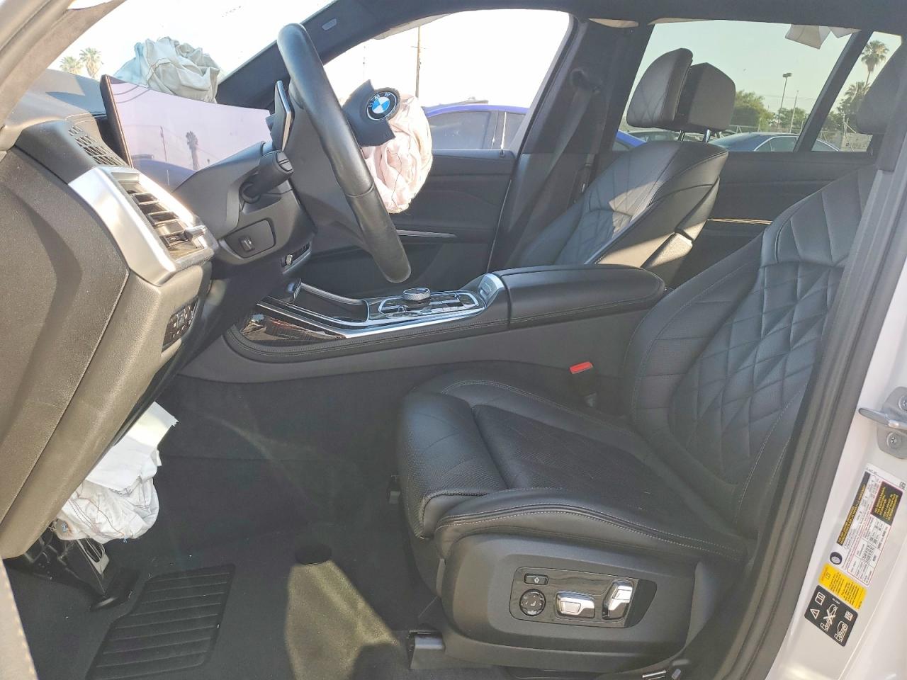 BMW X7 2023 — 8