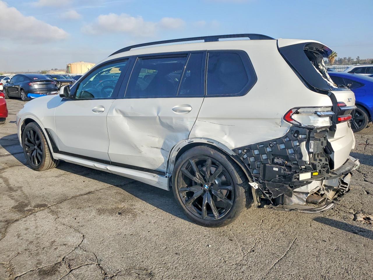 BMW X7 2023 — 3