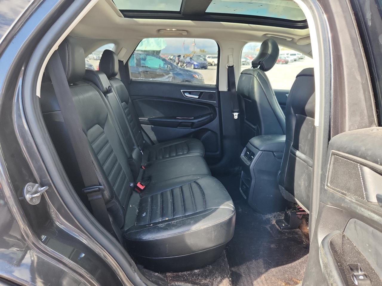 FORD EDGE SEL 2016 — 12