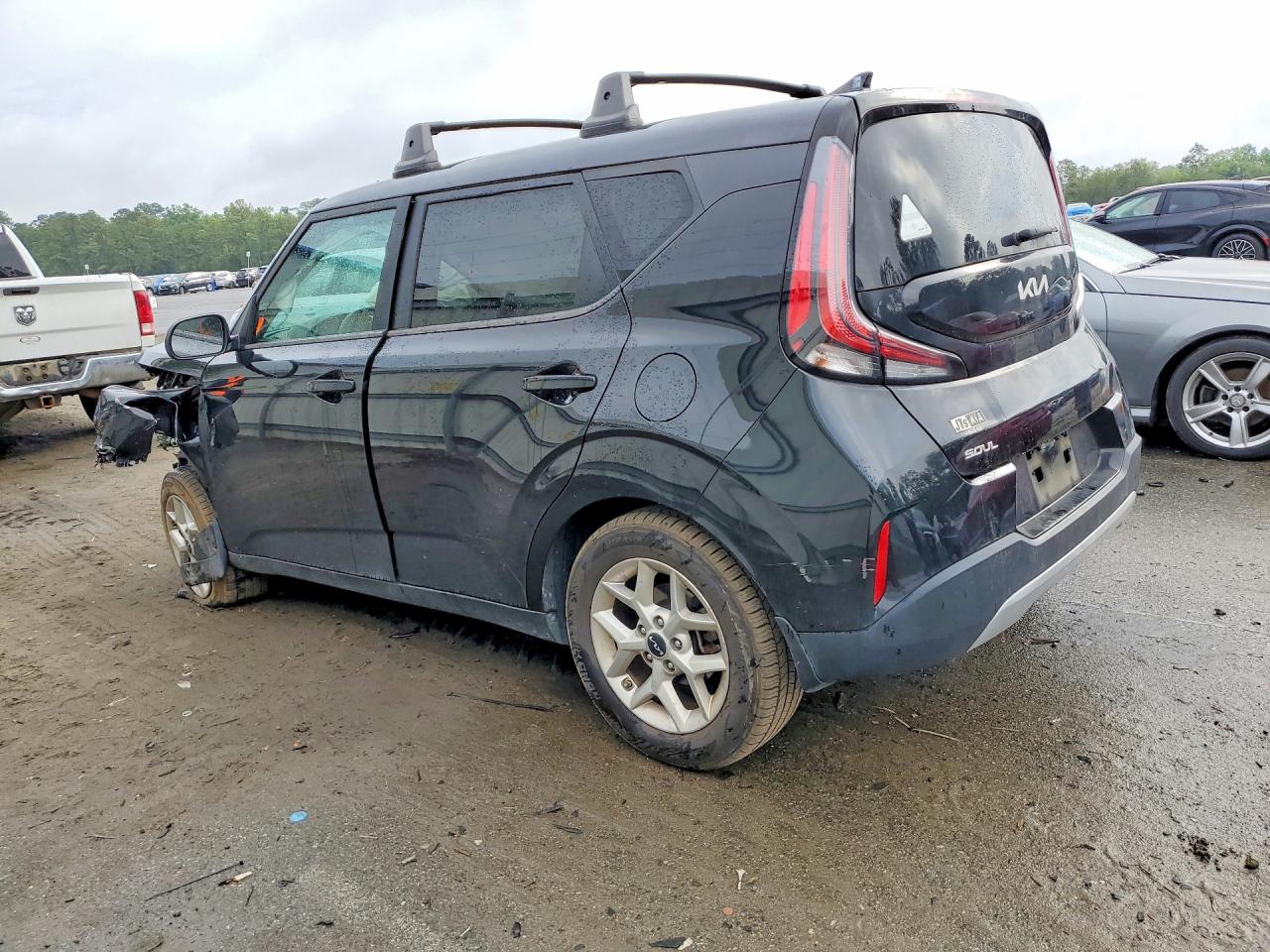 KIA SOUL 2023 — 3