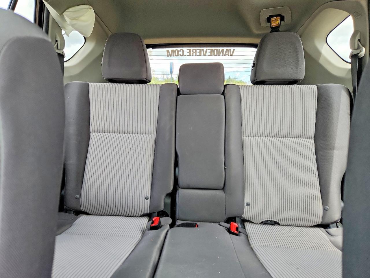 TOYOTA RAV4 2013 — 11