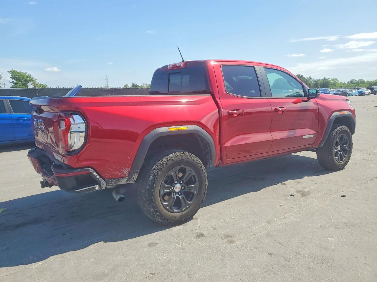GMC CANYON 2024 — 4