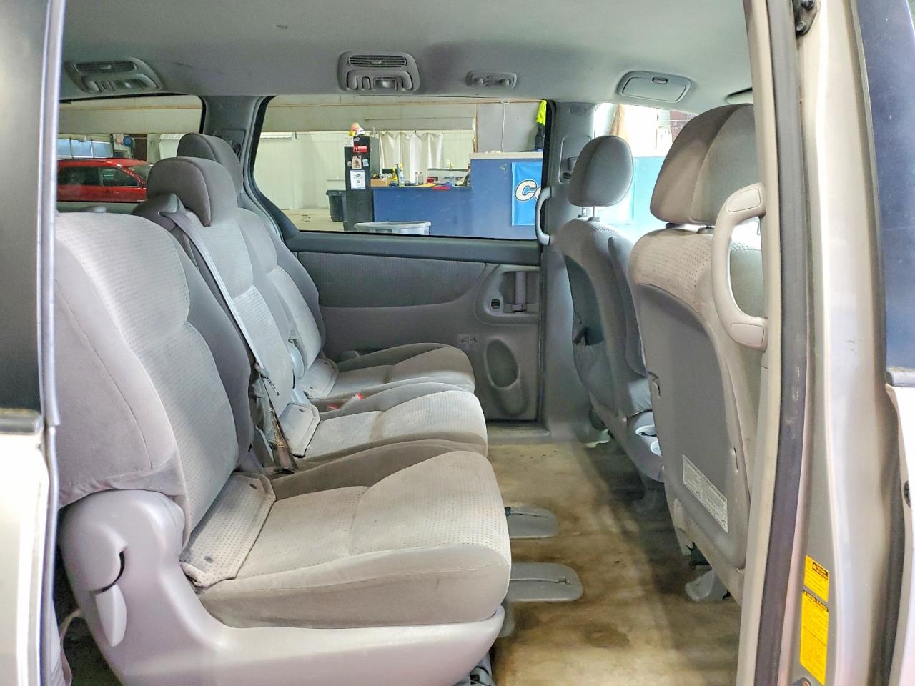 TOYOTA SIENNA 2008 — 12