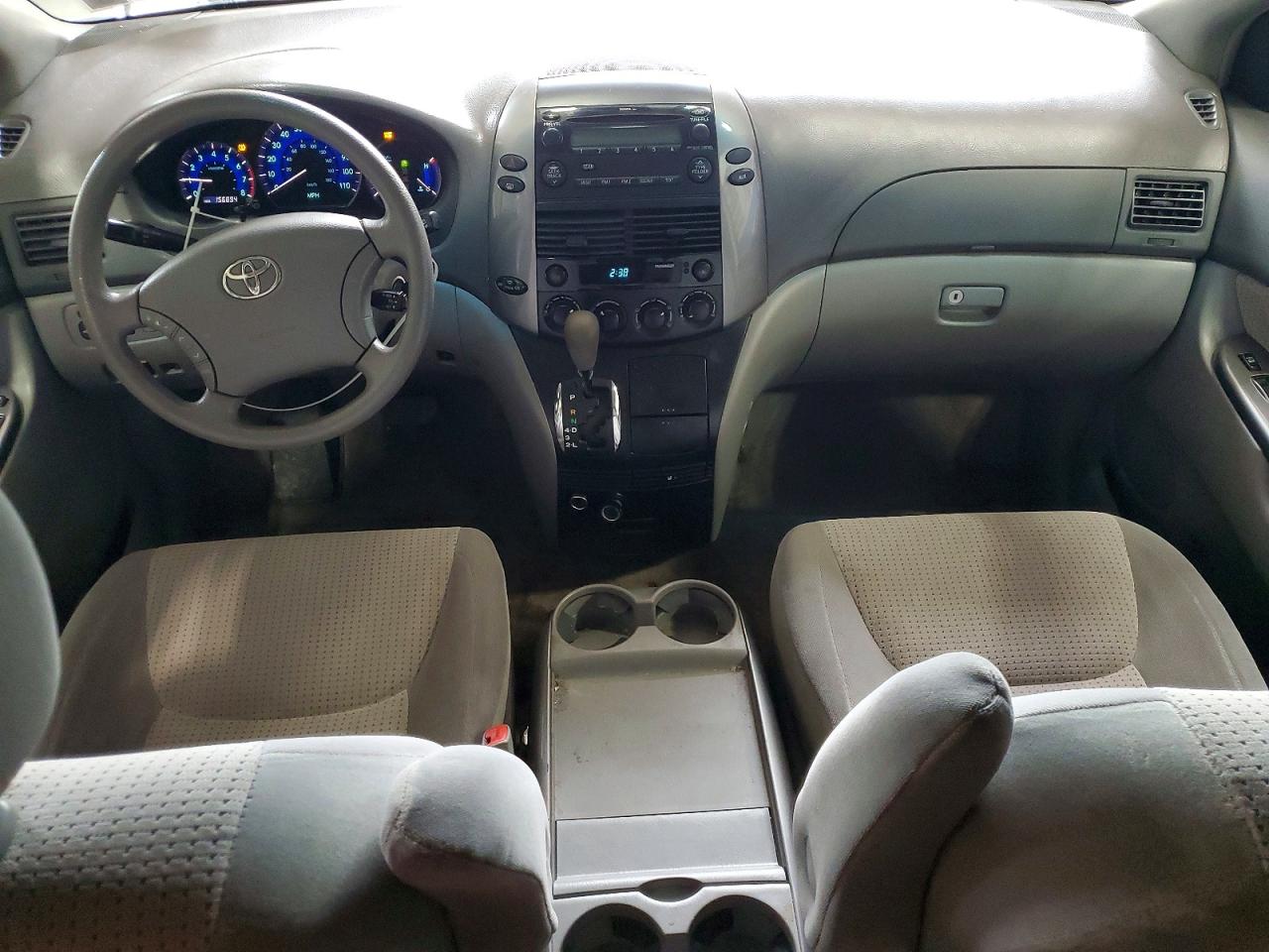 TOYOTA SIENNA 2008 — 9