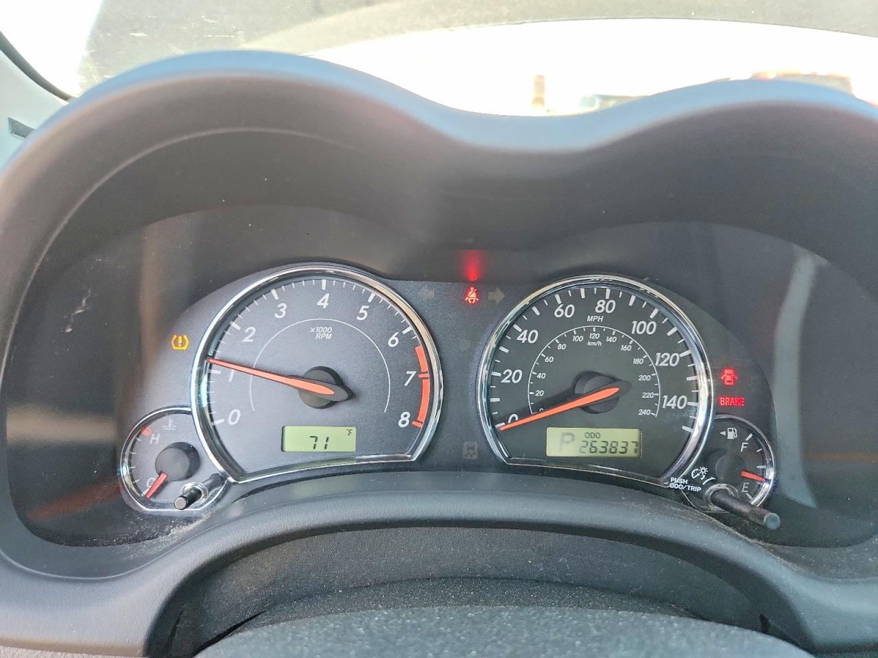 TOYOTA COROLLA 2012 — 10