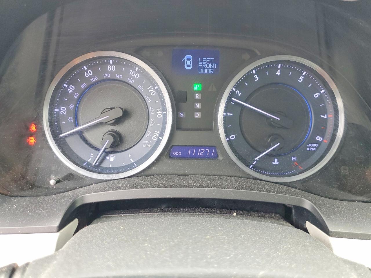 LEXUS IS 2011 — 10