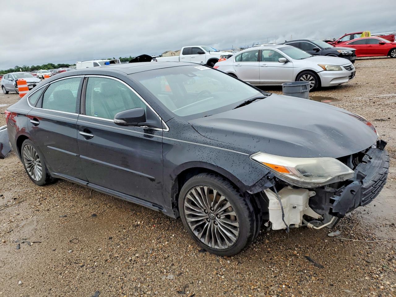 TOYOTA AVALON 2016 — 5