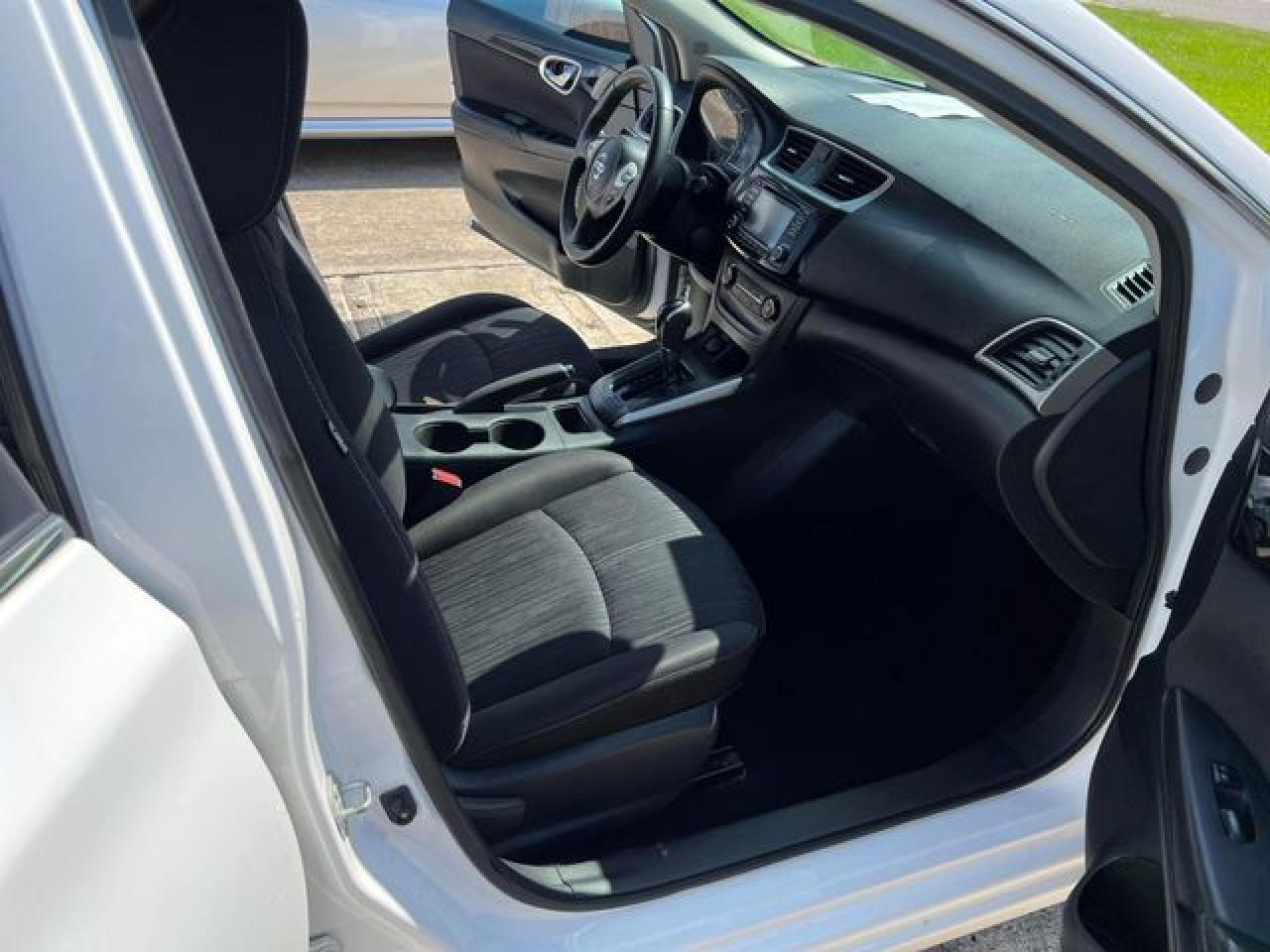 NISSAN SENTRA 2017 — 9