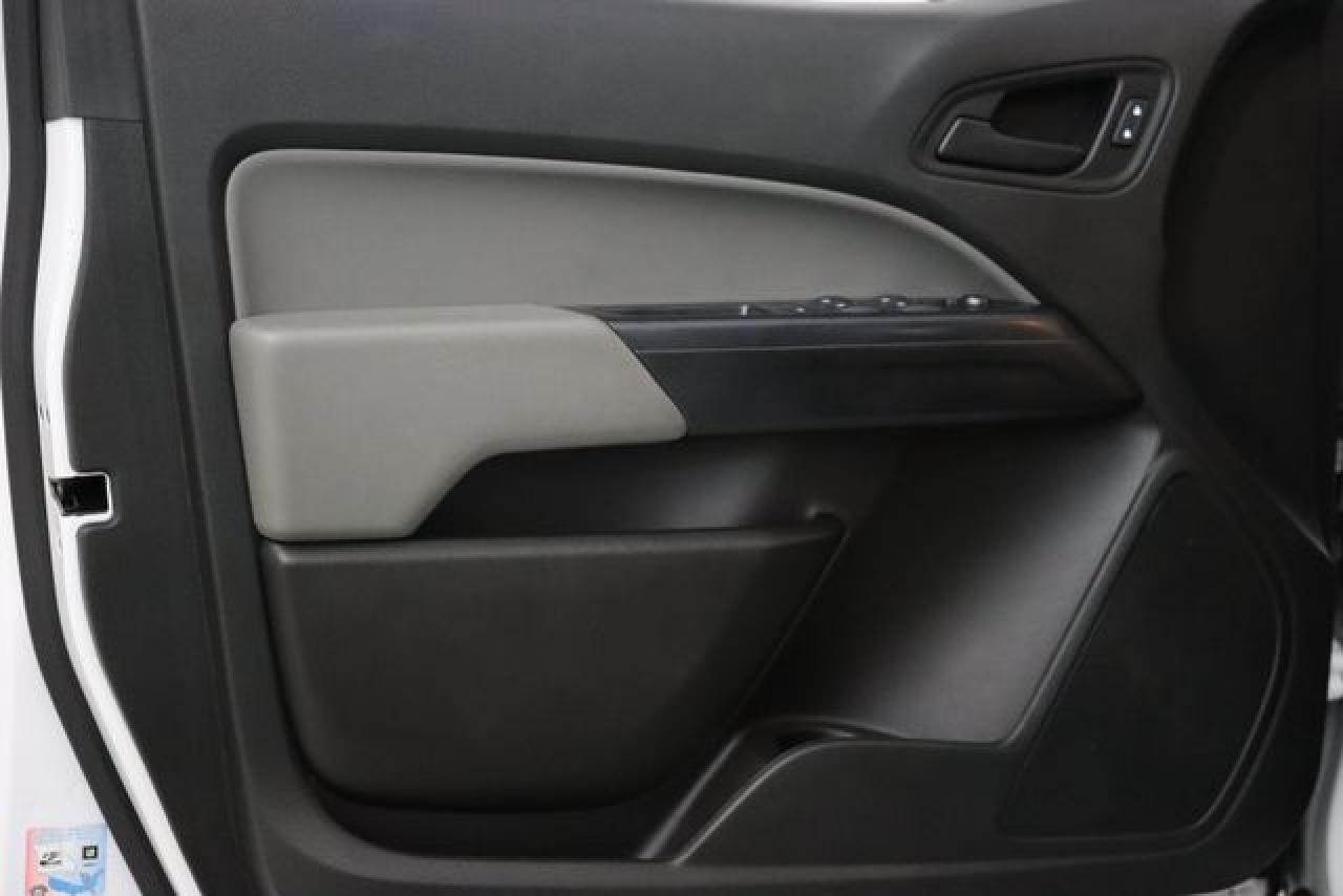 CHEVROLET COLORADO 2021 — 33