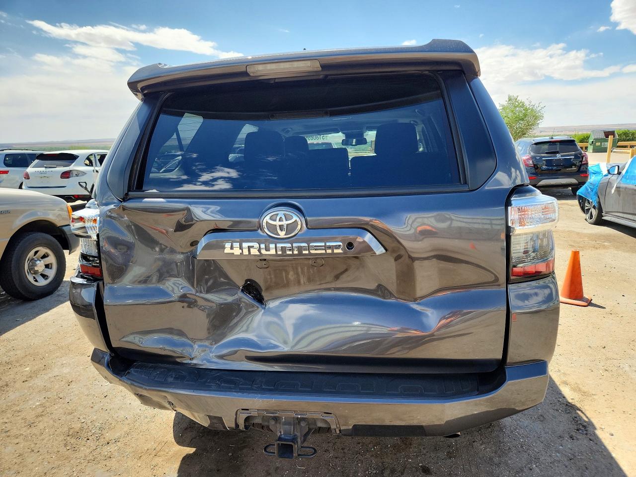 TOYOTA 4RUNNER 2018 — 7