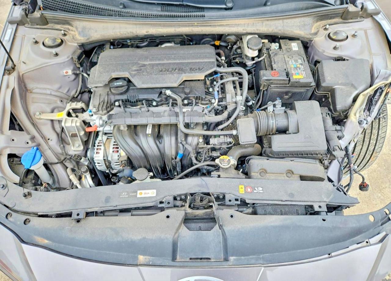 HYUNDAI ELANTRA 2024 — 12