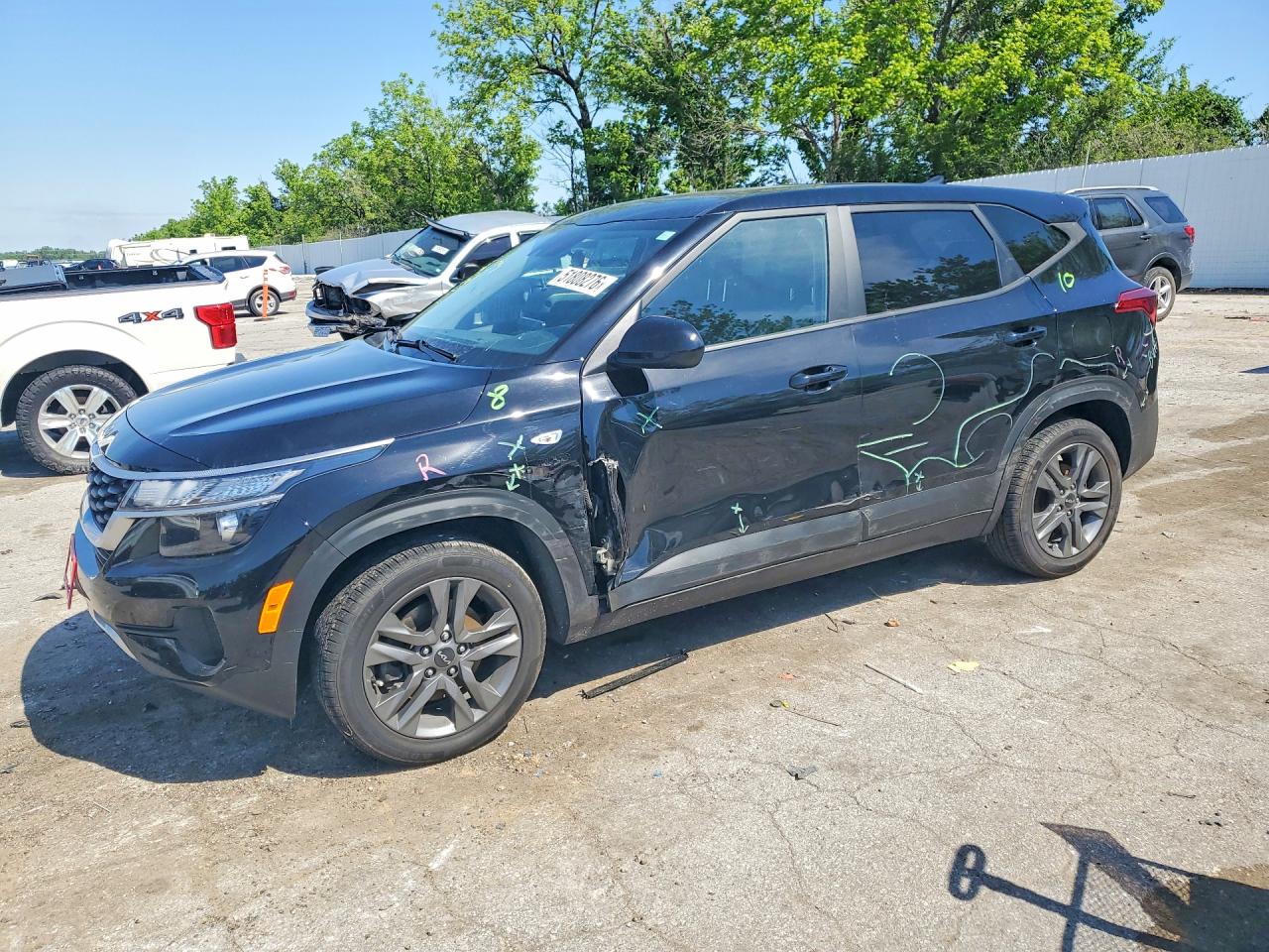 KIA SELTOS 2023 — 2