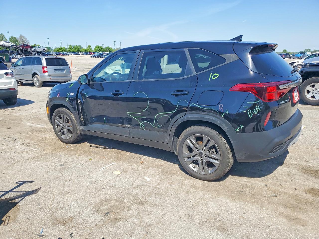 KIA SELTOS 2023 — 3