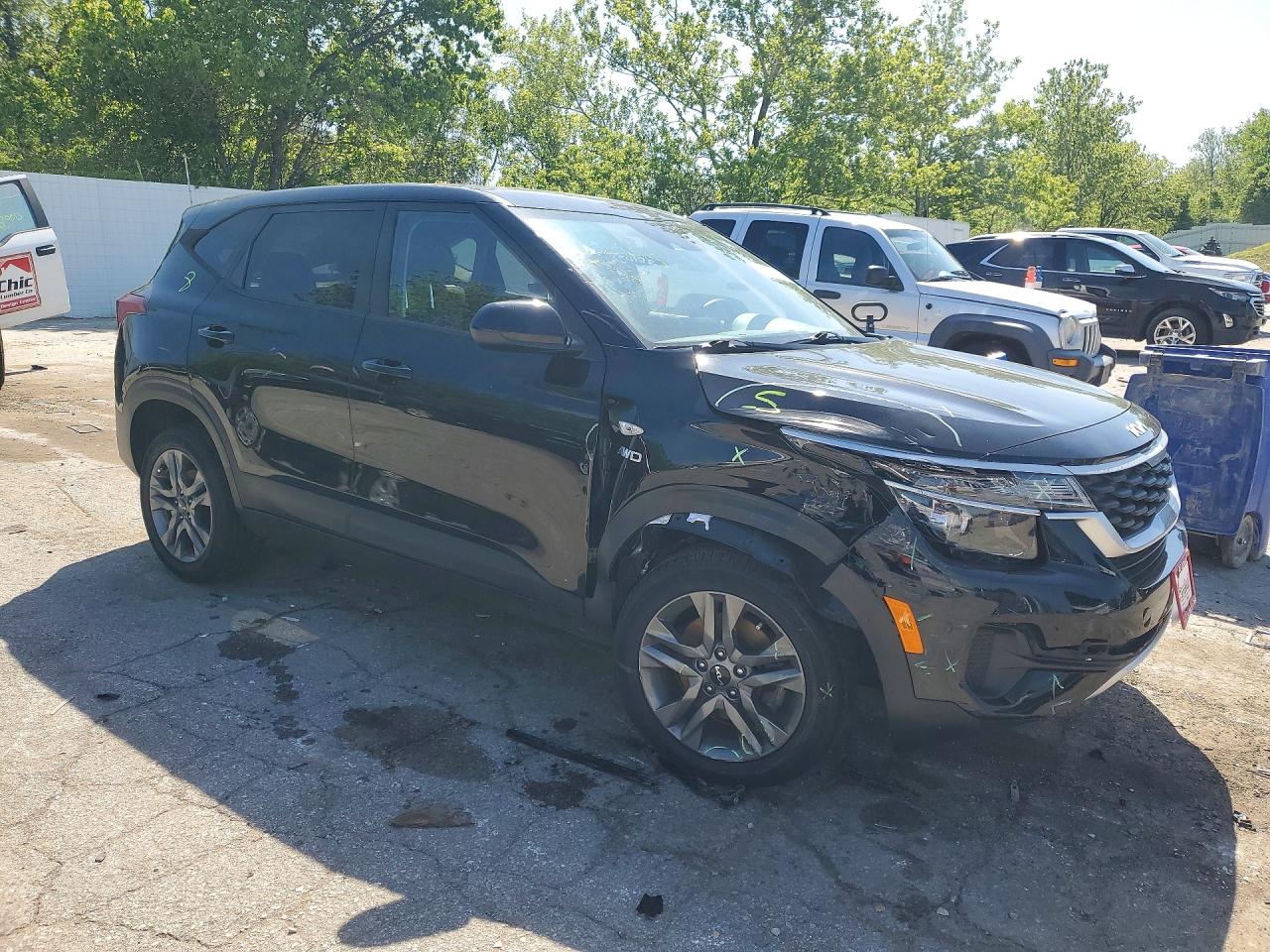 KIA SELTOS 2023 — 5