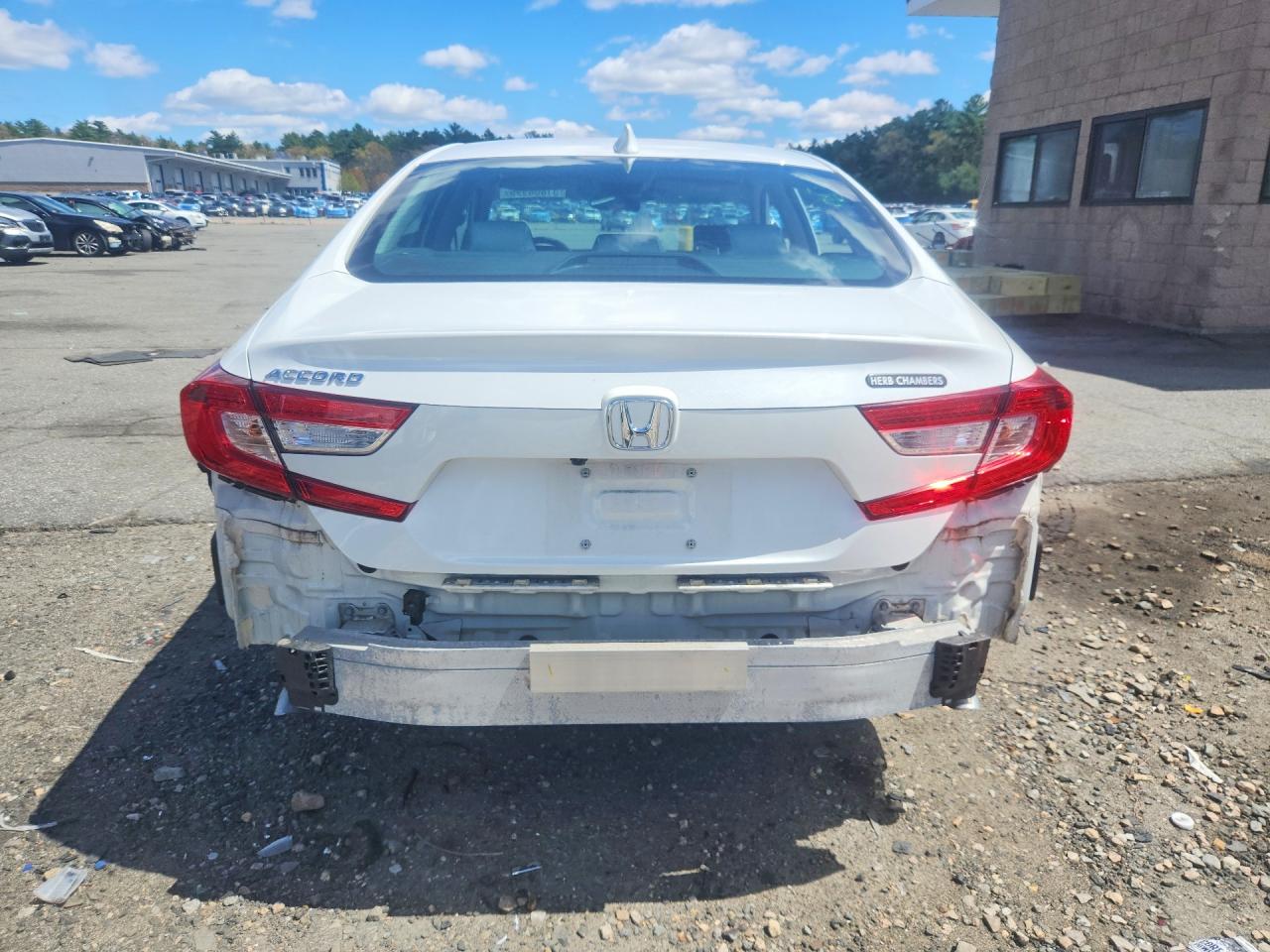 HONDA ACCORD 2022 — 7