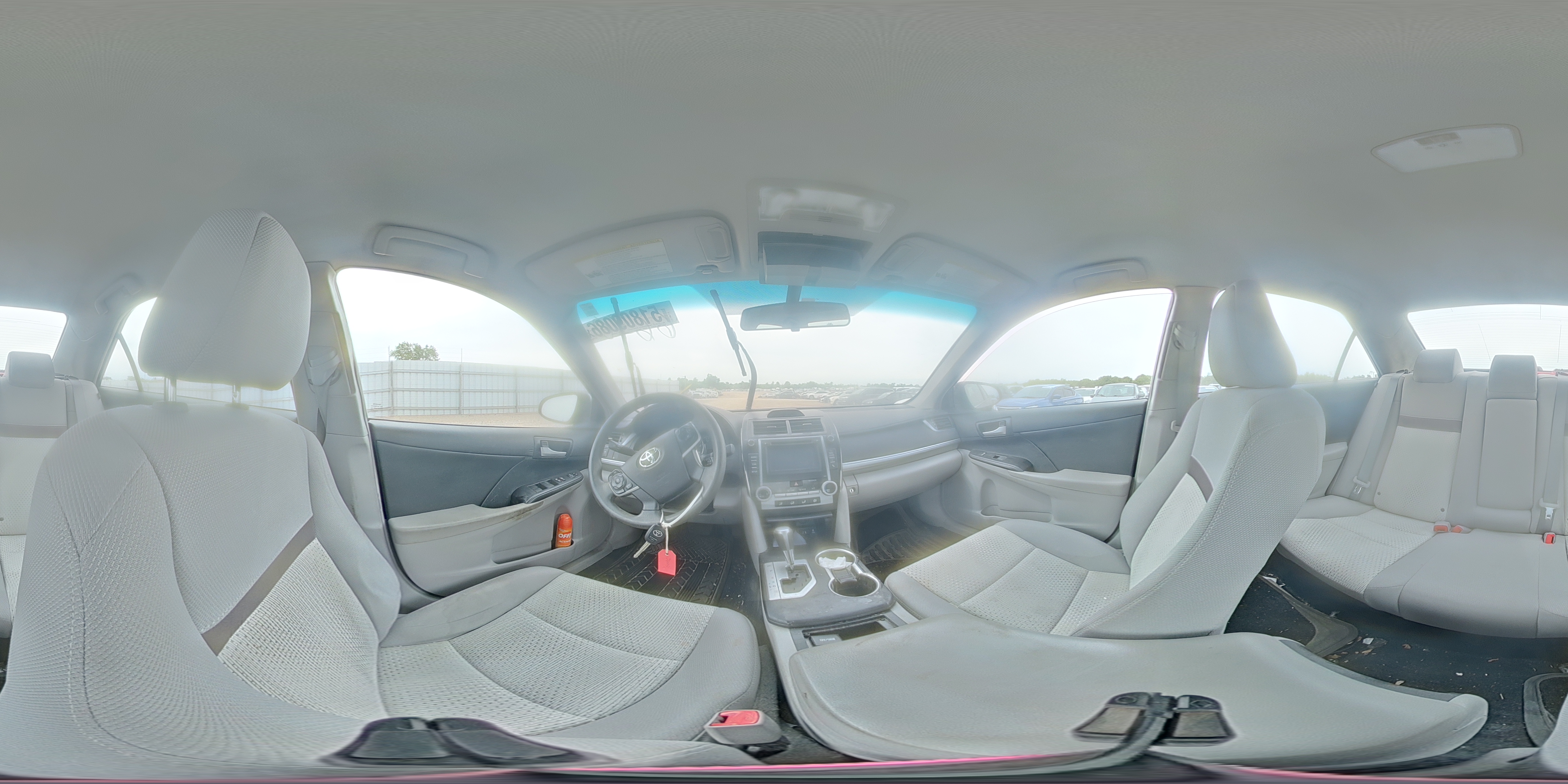 TOYOTA CAMRY 2014 — 14
