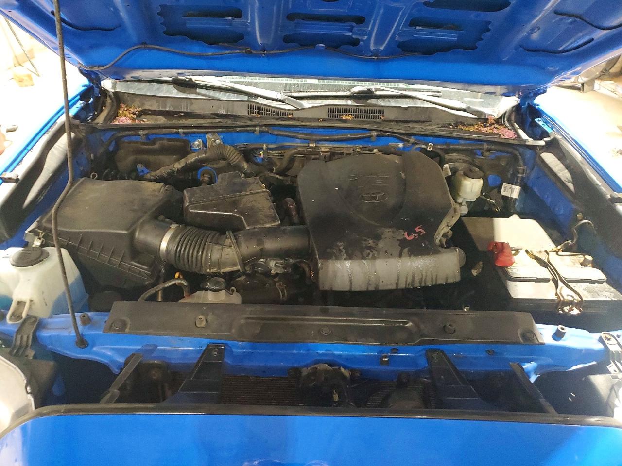 TOYOTA TACOMA 2020 — 12