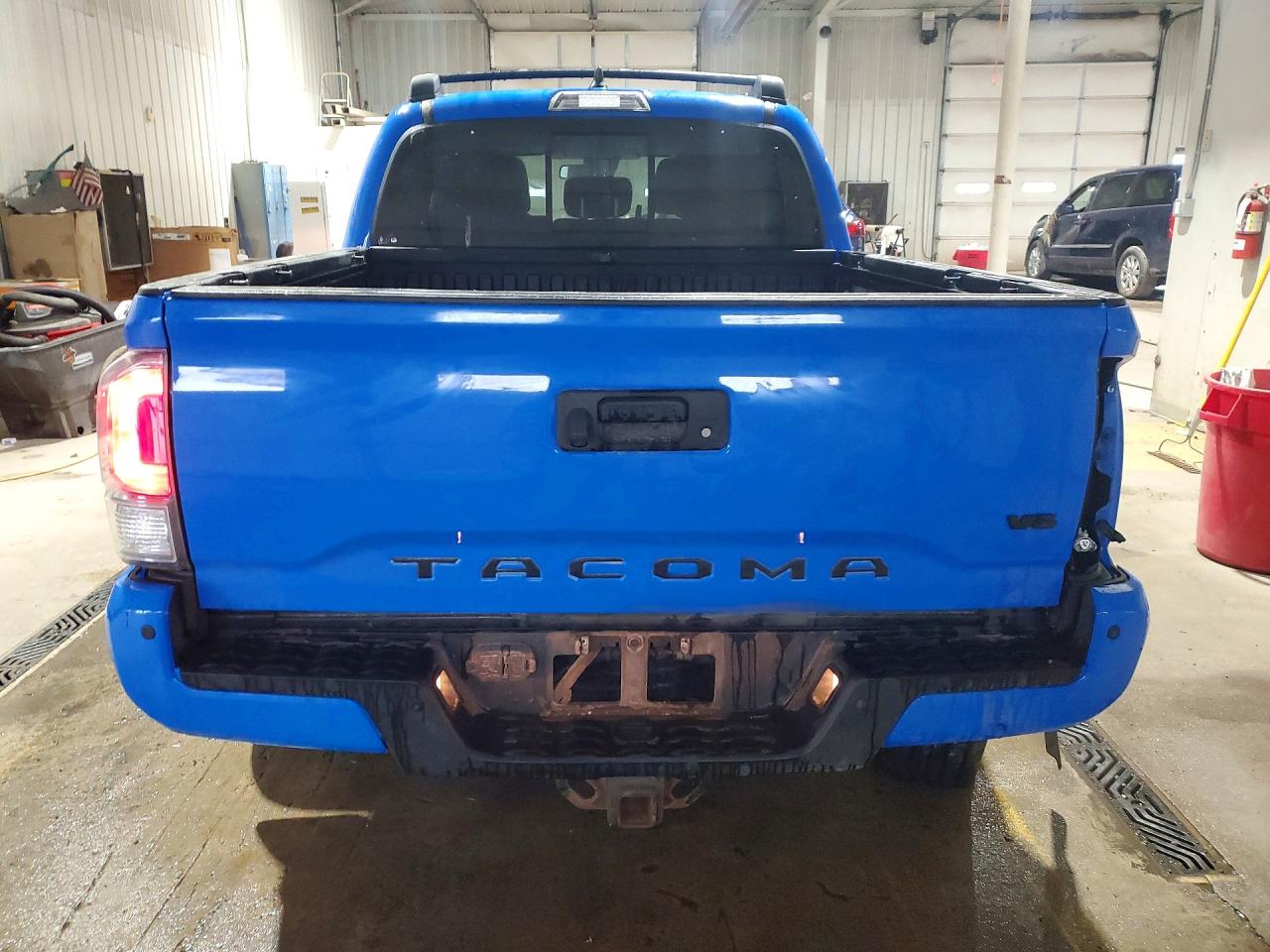 TOYOTA TACOMA 2020 — 7