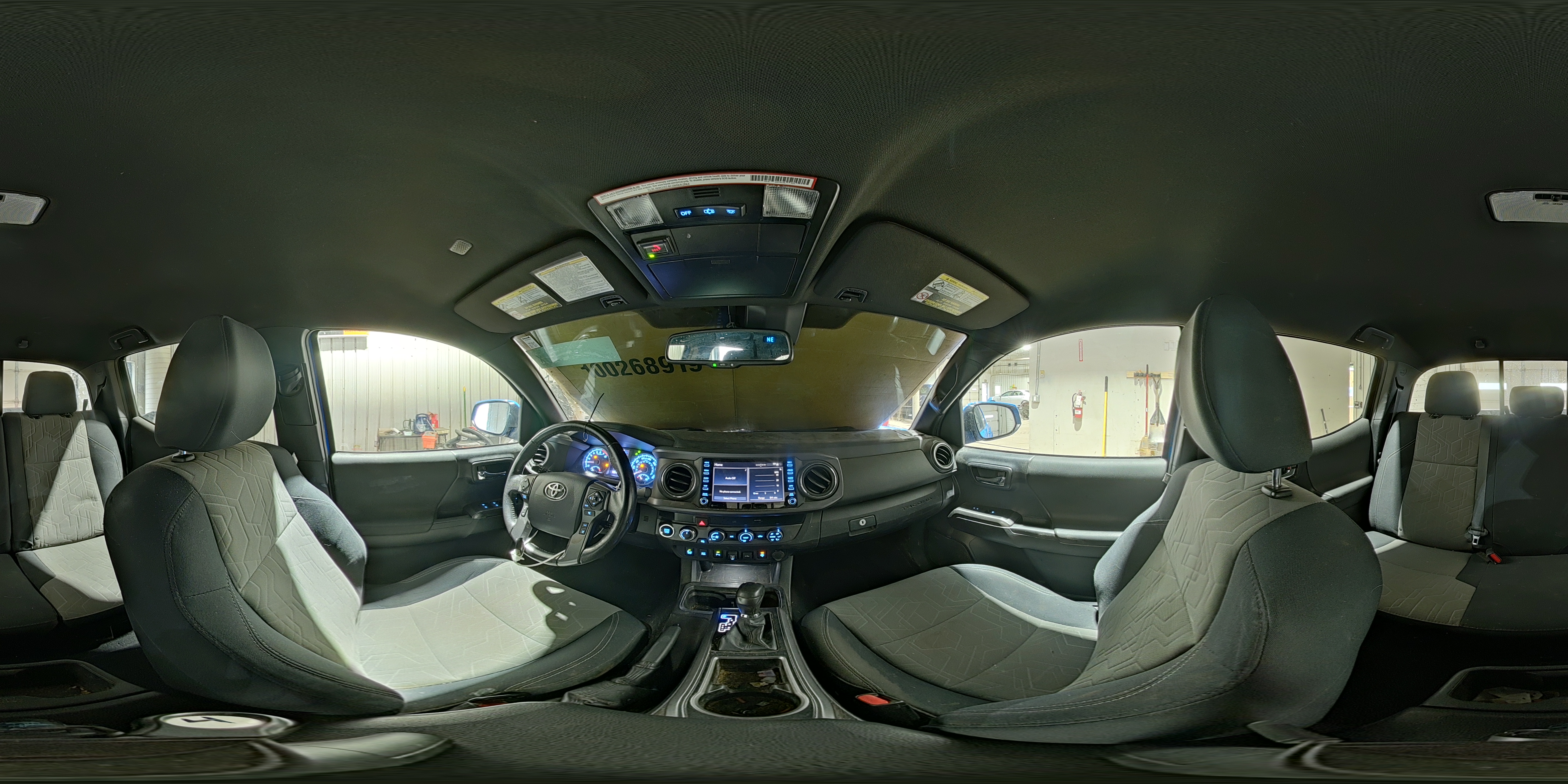 TOYOTA TACOMA 2020 — 15