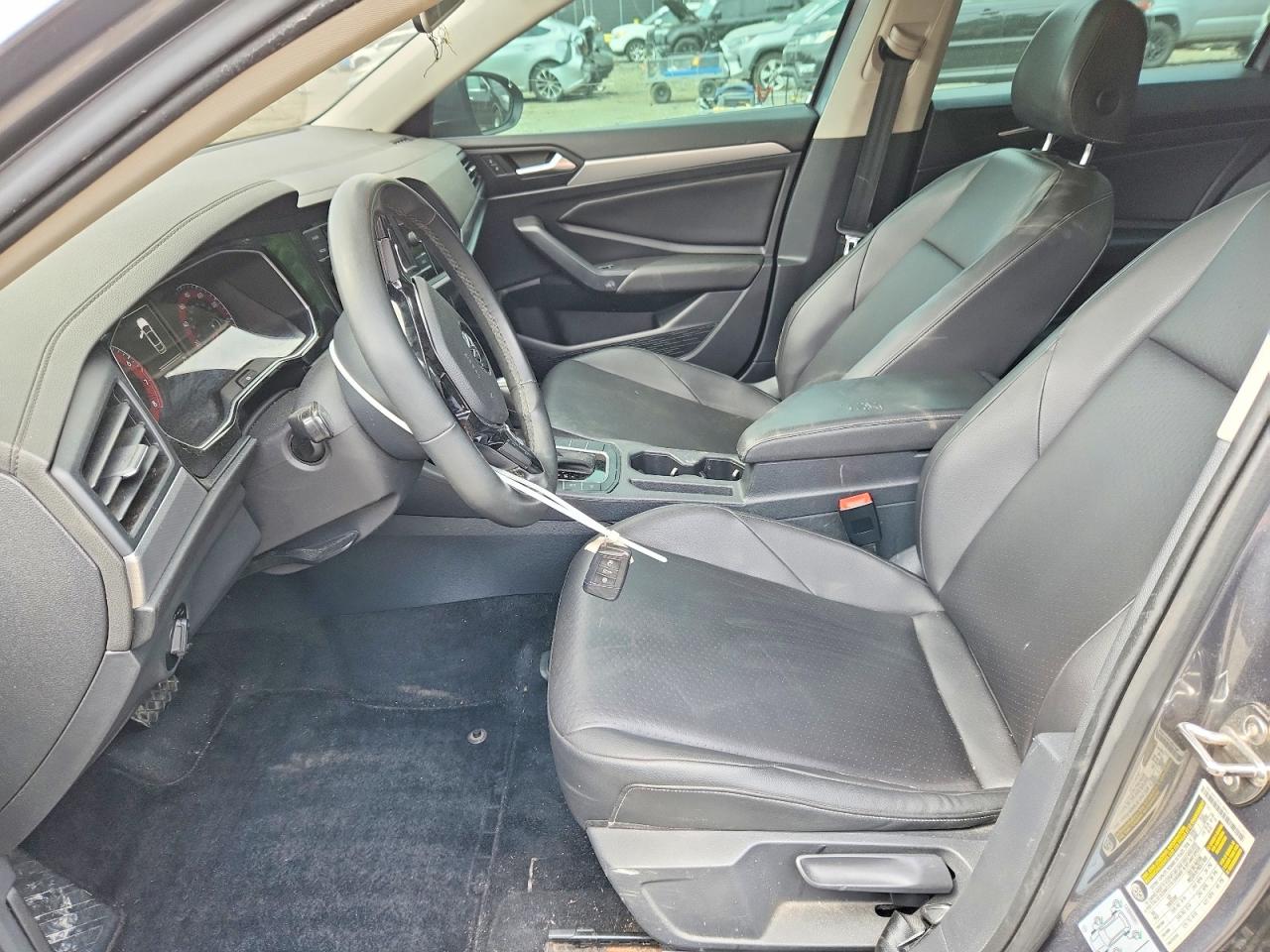VOLKSWAGEN JETTA 2020 — 8