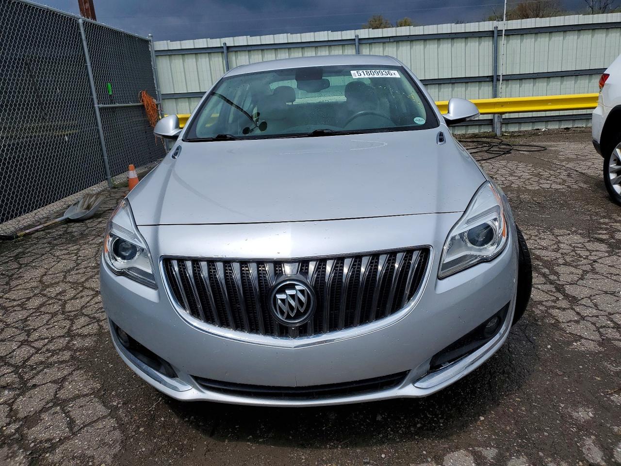 BUICK REGAL 2017 — 6
