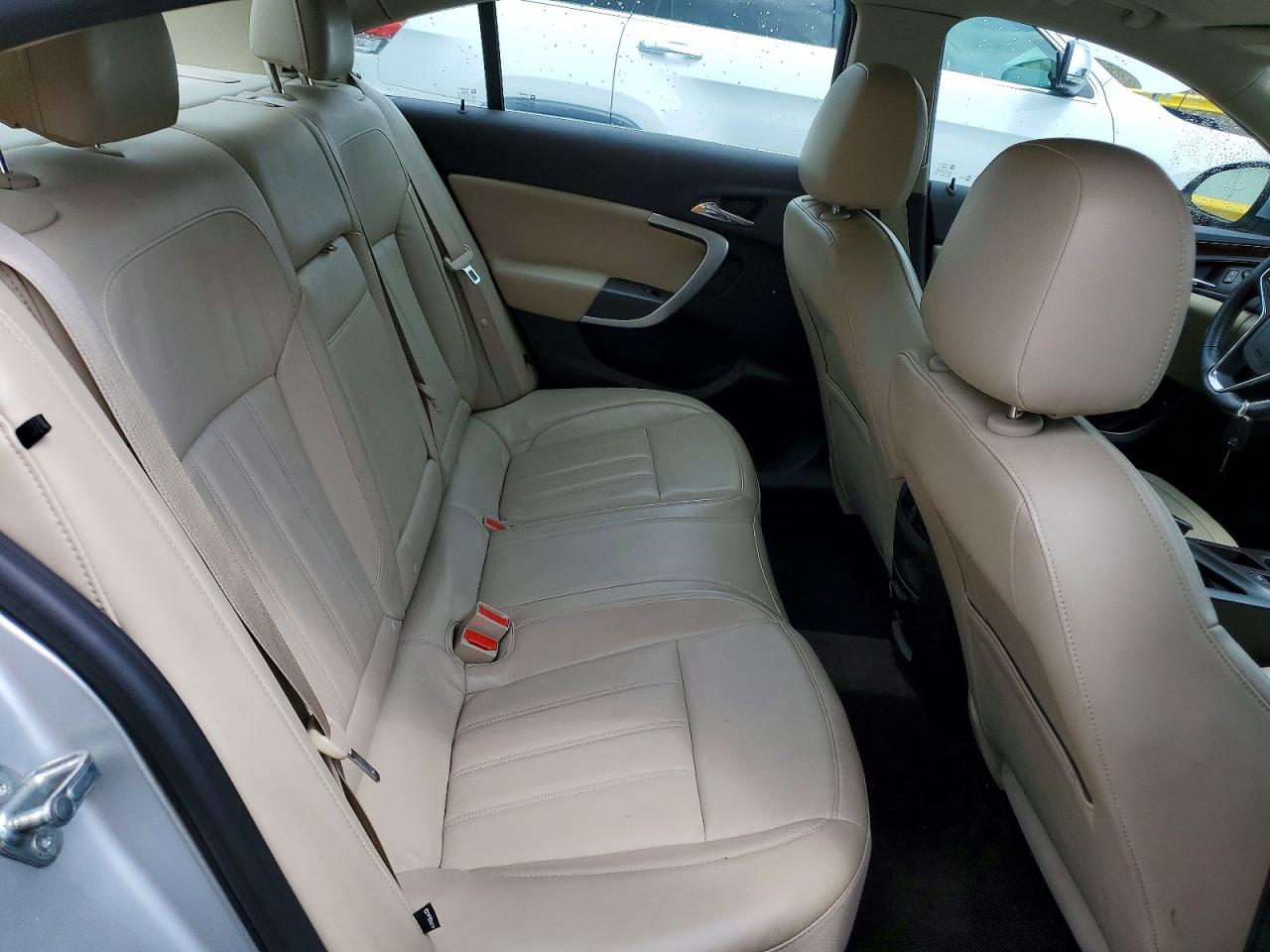 BUICK REGAL 2017 — 11