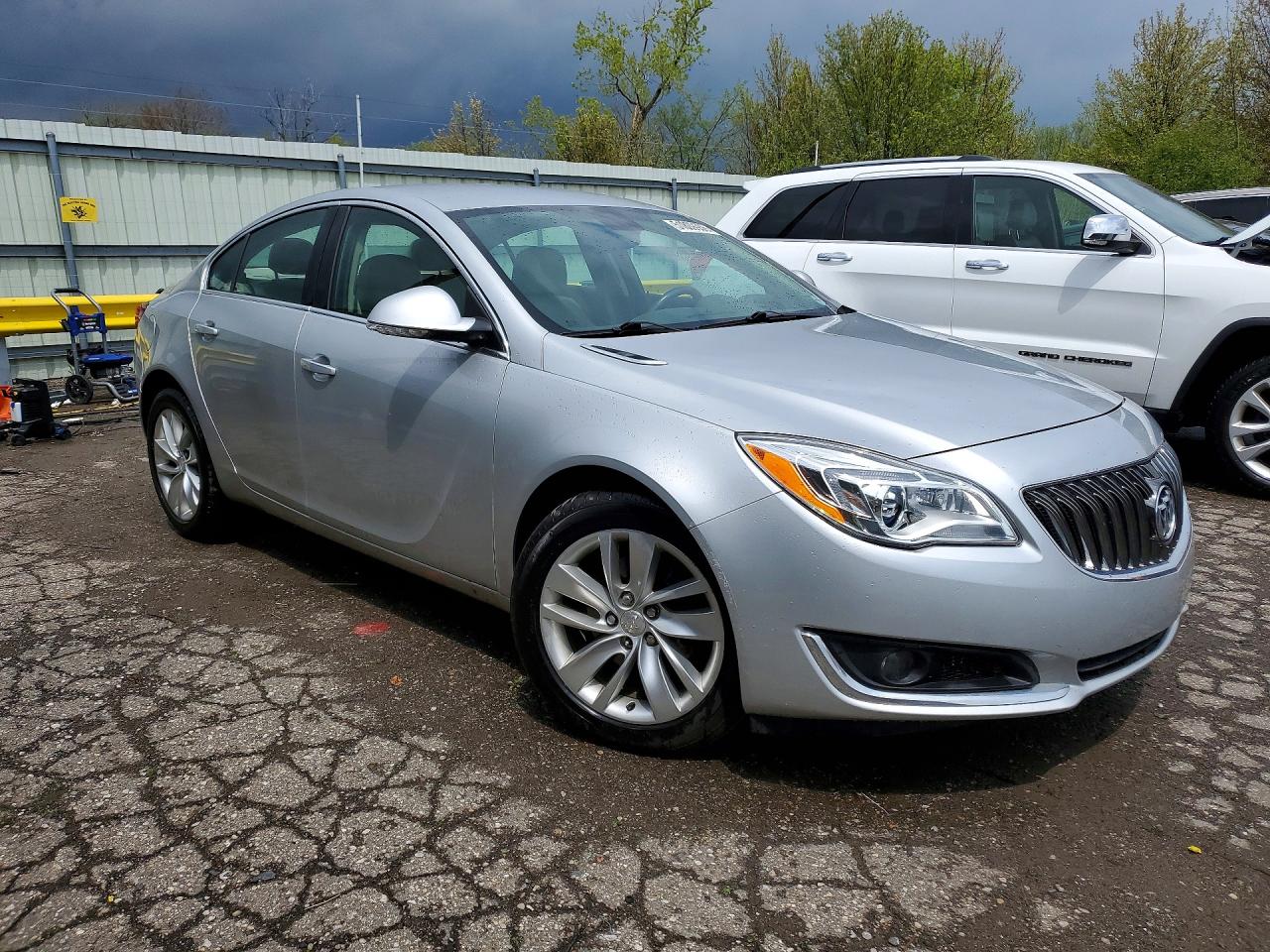 BUICK REGAL 2017 — 5