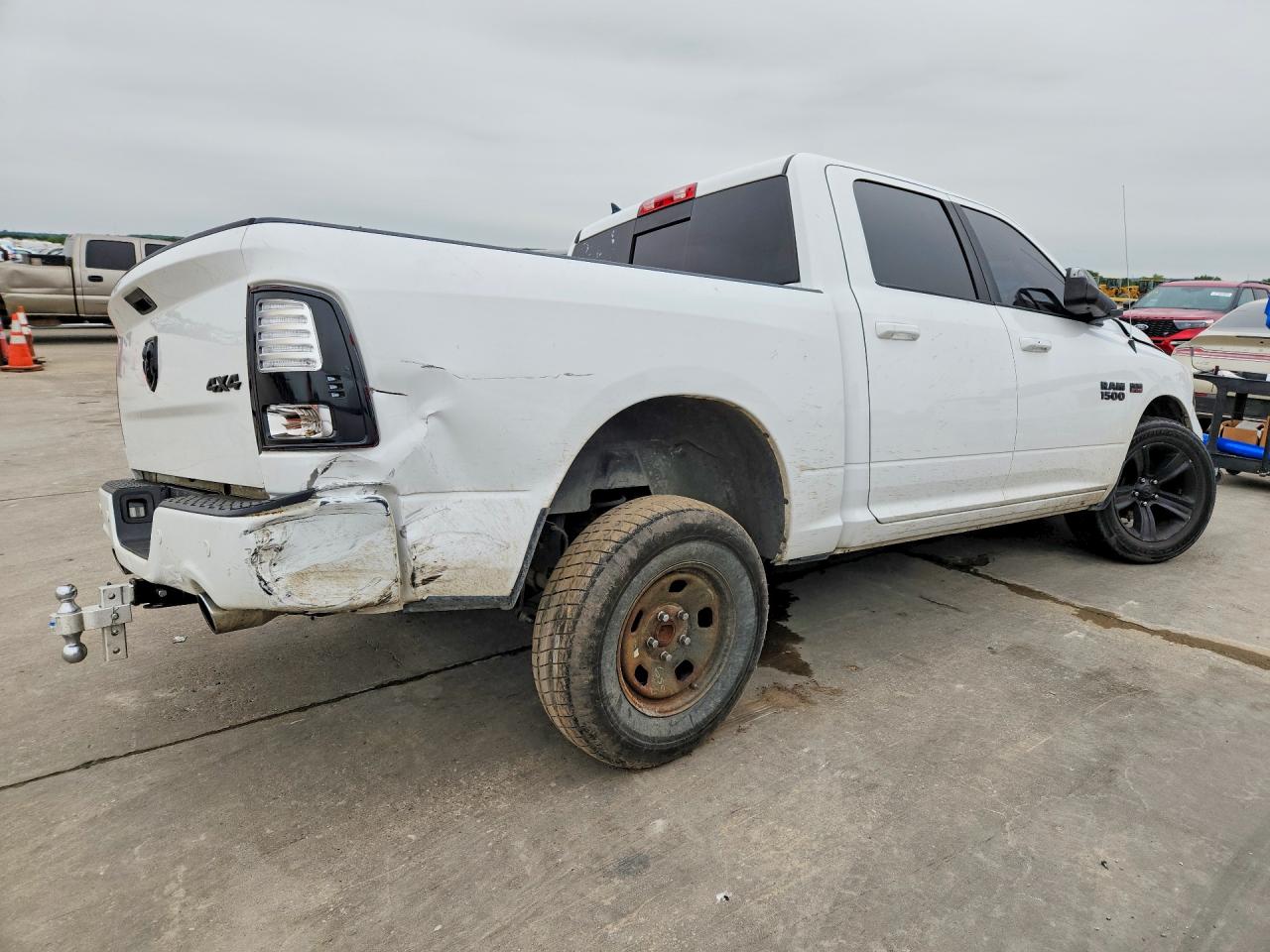 RAM 1500 2018 — 4