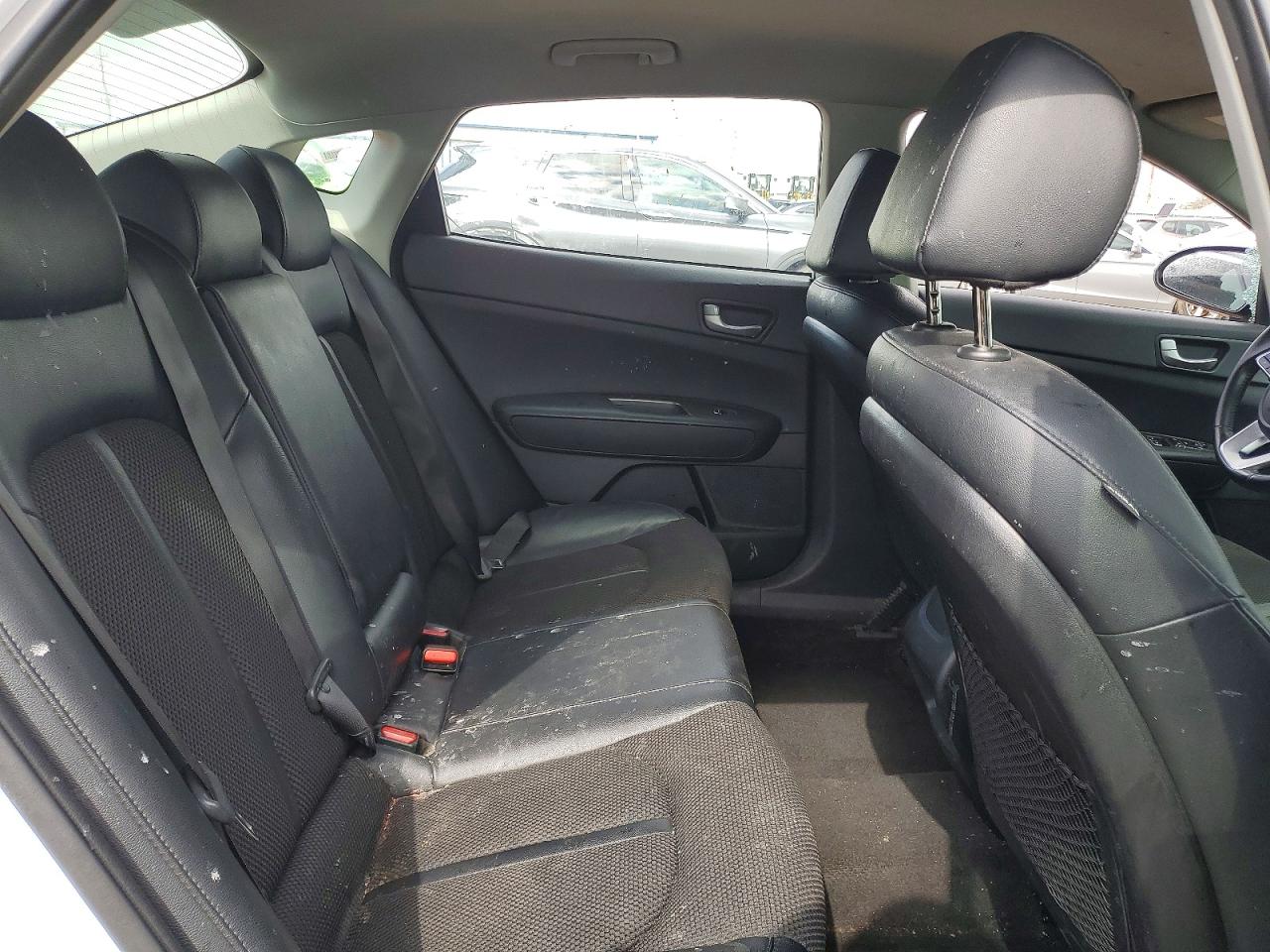 KIA OPTIMA 2020 — 11