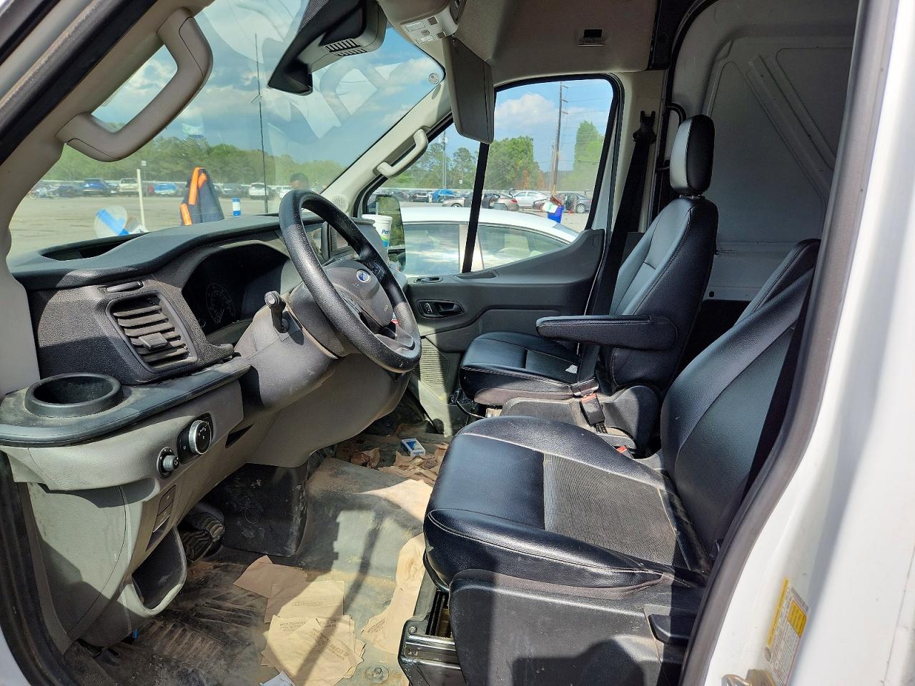 FORD TRANSIT 2024 — 8