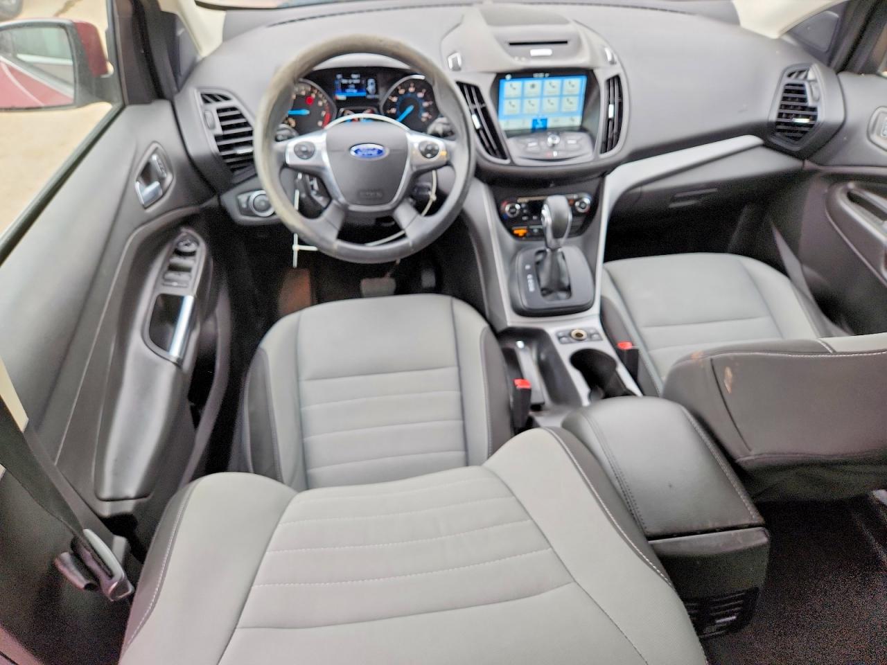 FORD ESCAPE 2016 — 9