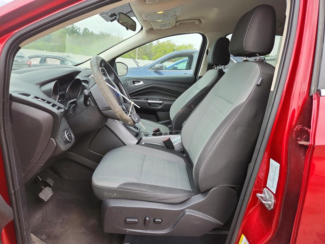 FORD ESCAPE 2016 — 8