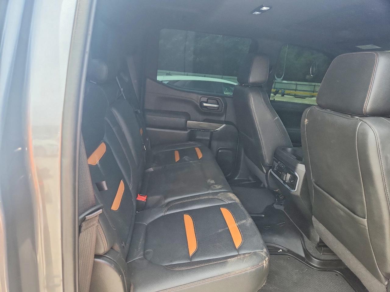 GMC SIERRA 2021 — 11