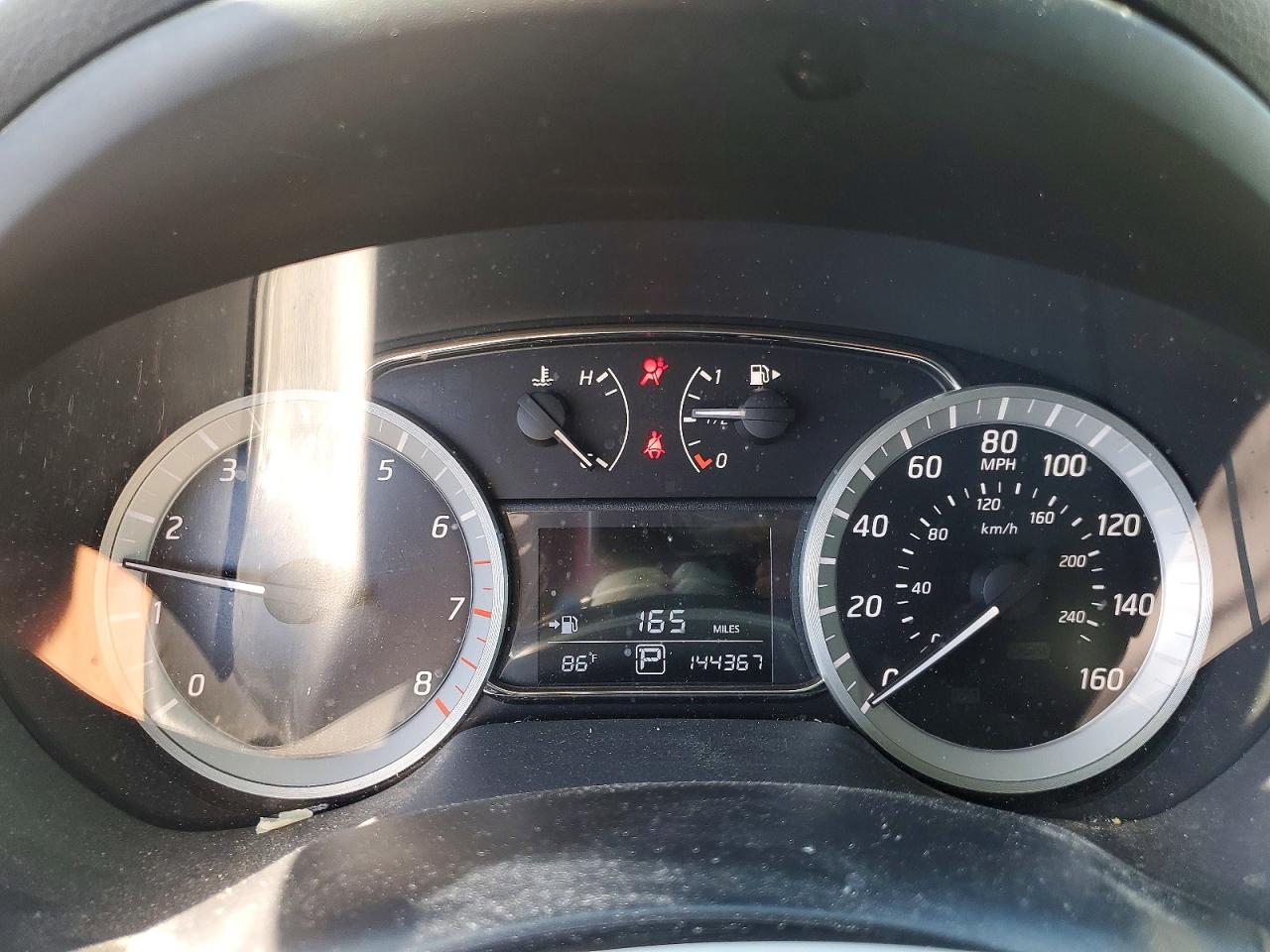 NISSAN SENTRA 2014 — 10
