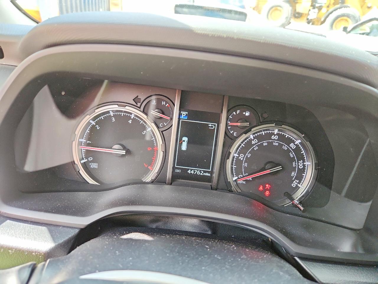 TOYOTA 4RUNNER 2022 — 10