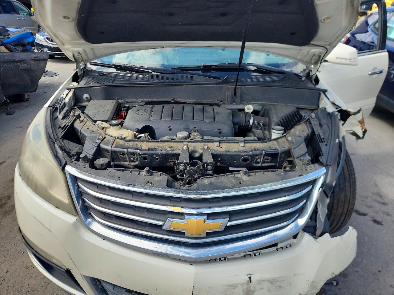 CHEVROLET TRAVERSE 2014 — 13