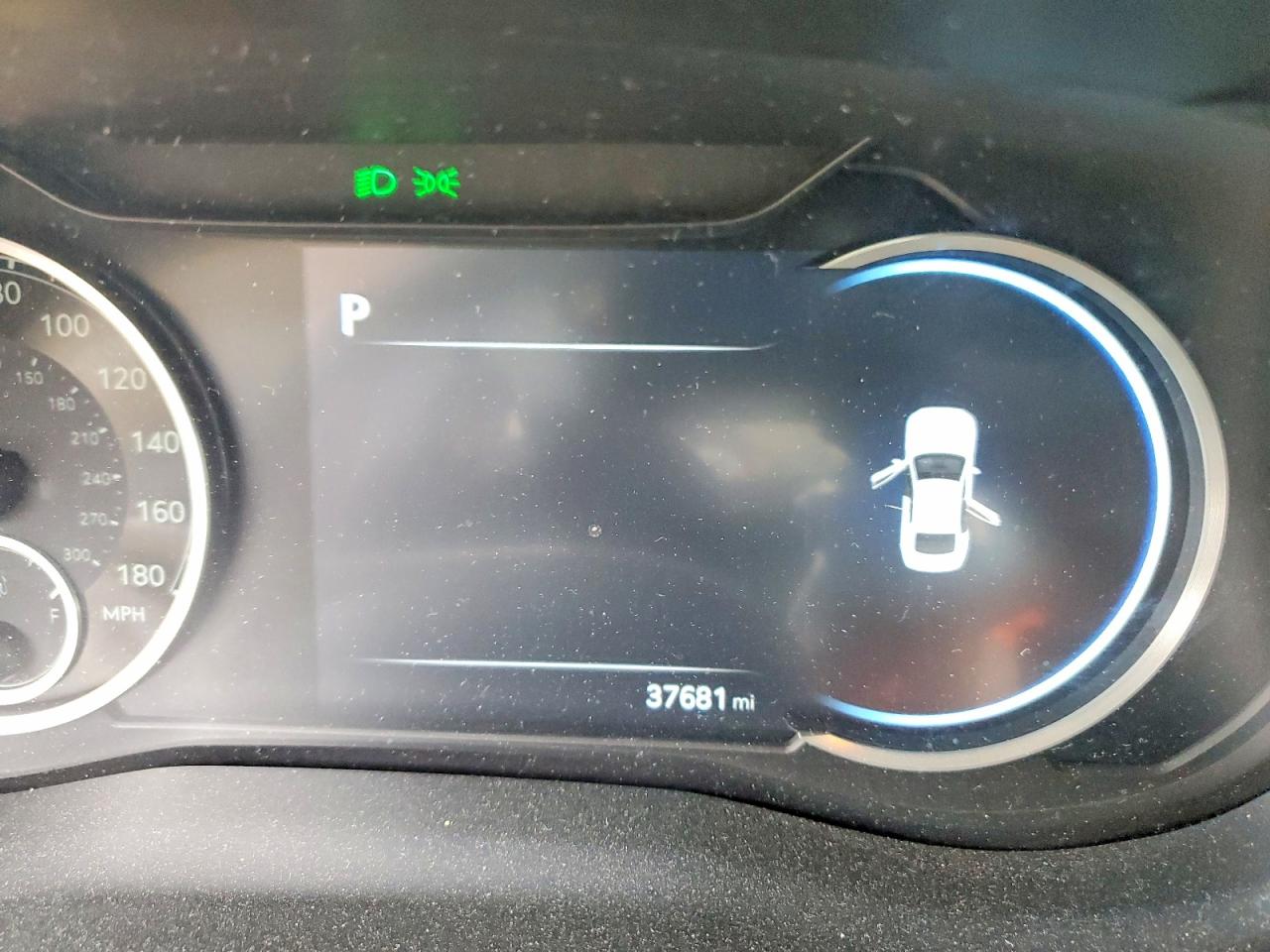 GENESIS G70 2023 — 10