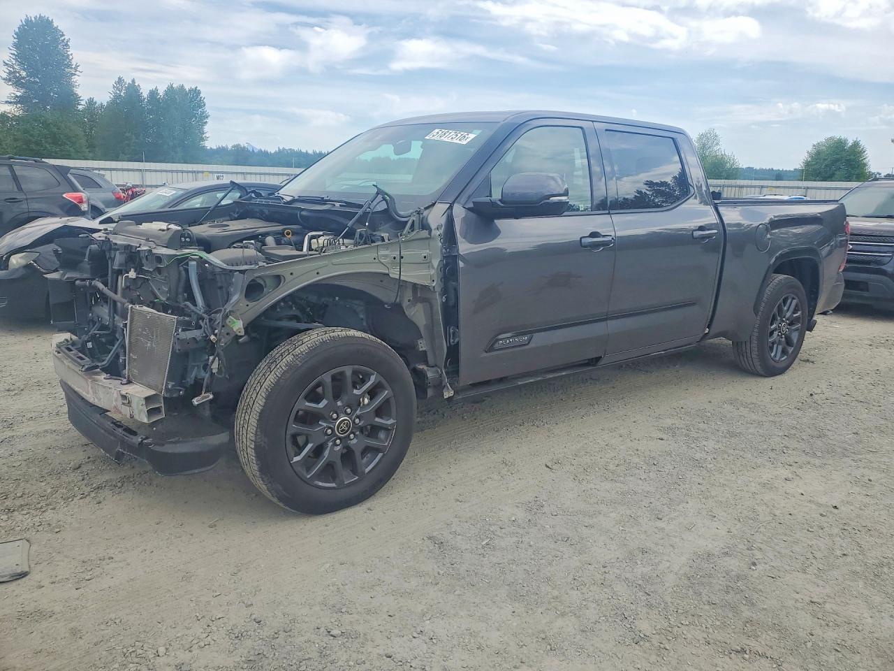 TOYOTA TUNDRA 2023 — 2