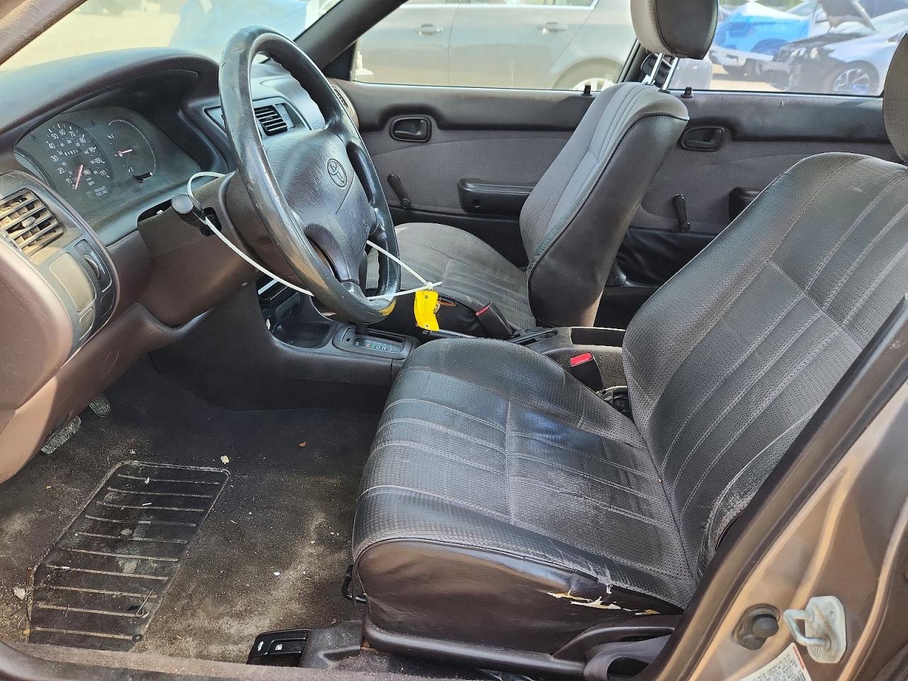TOYOTA COROLLA 1995 — 8